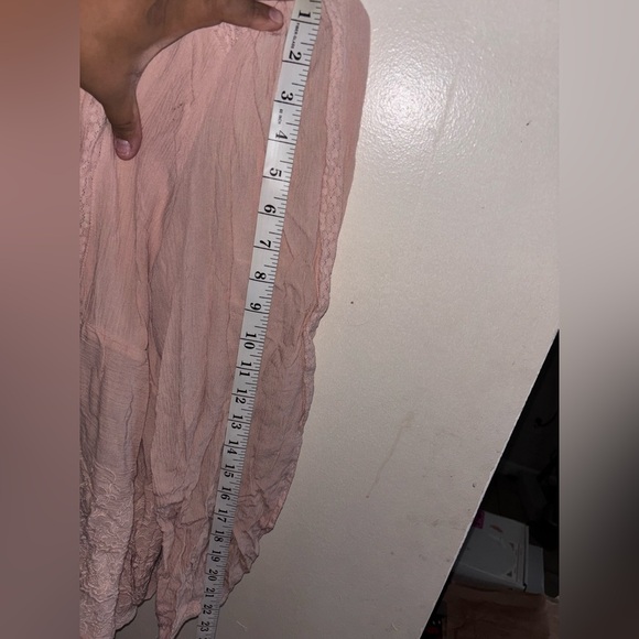 Used: Women’s Large American Eagle Peplum Mid-Sleeve Top (Large) - Picture 7 of 8